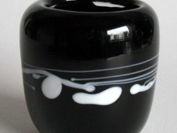 Minivase 1990